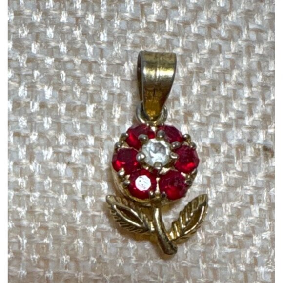 Vintage Flower Pendant Gold Tone Ruby & Clear Rhinestones - Picture 2 of 5